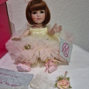 Vintage Marie Osmond Nwb Fine Collectibles "Rose Bud" With Necklace.